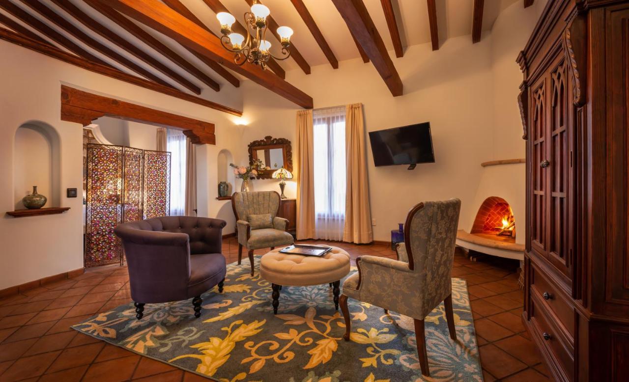 Hotel Boutique Casa Colorada Patzcuaro Ngoại thất bức ảnh